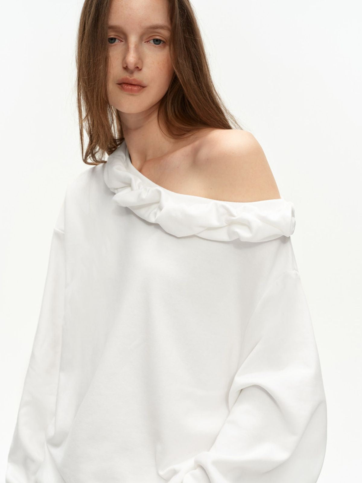 PUKI Twisted Trim Off Shoulder Sweatshirt in White - On Model