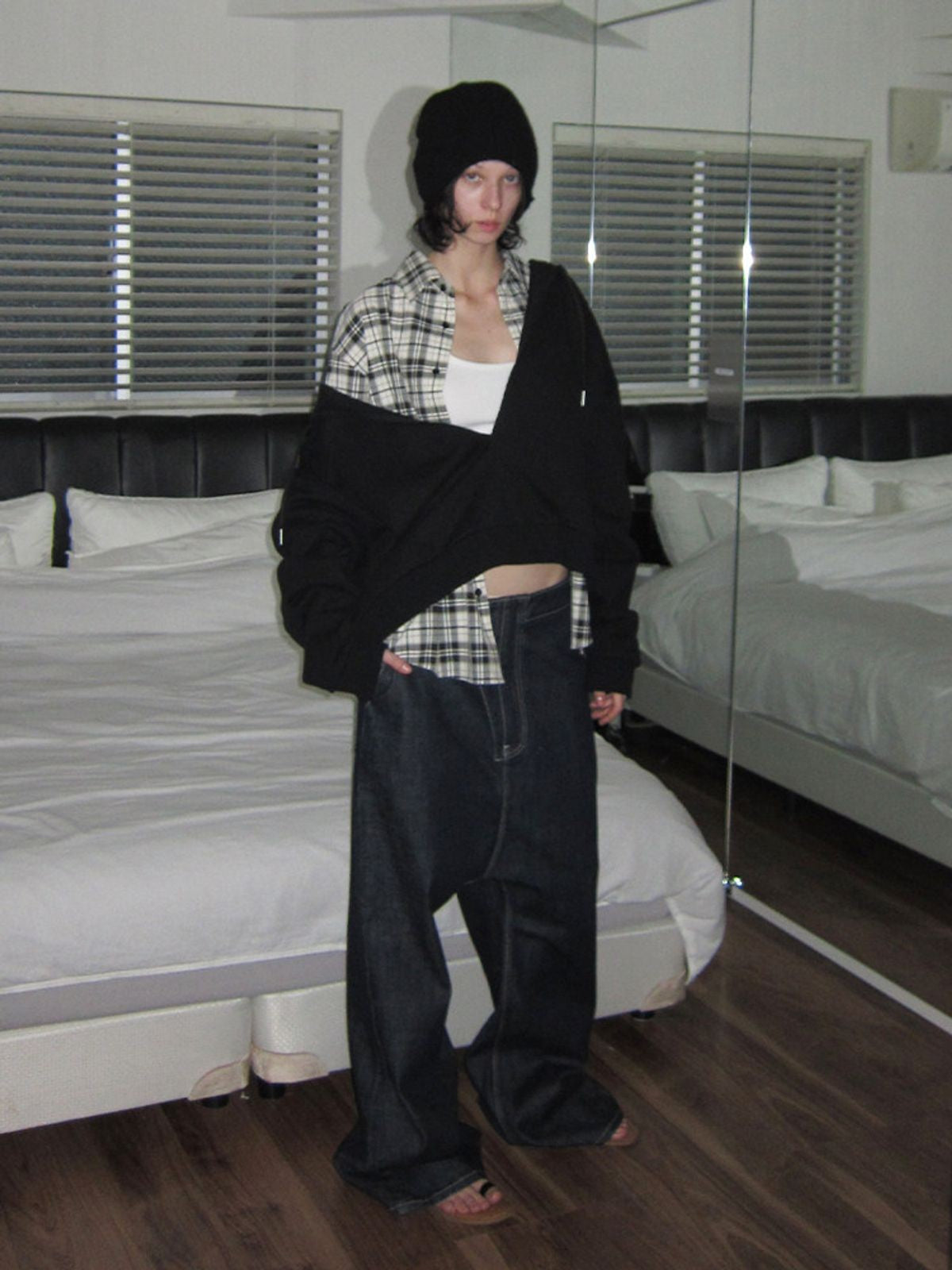 RARELY ALIKE Deep V Neck Cropped Hoodie in Black - On Model