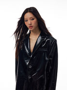 THELIGHT OFFICIAL Glossy Patent Leather Blazer in Black - On Model