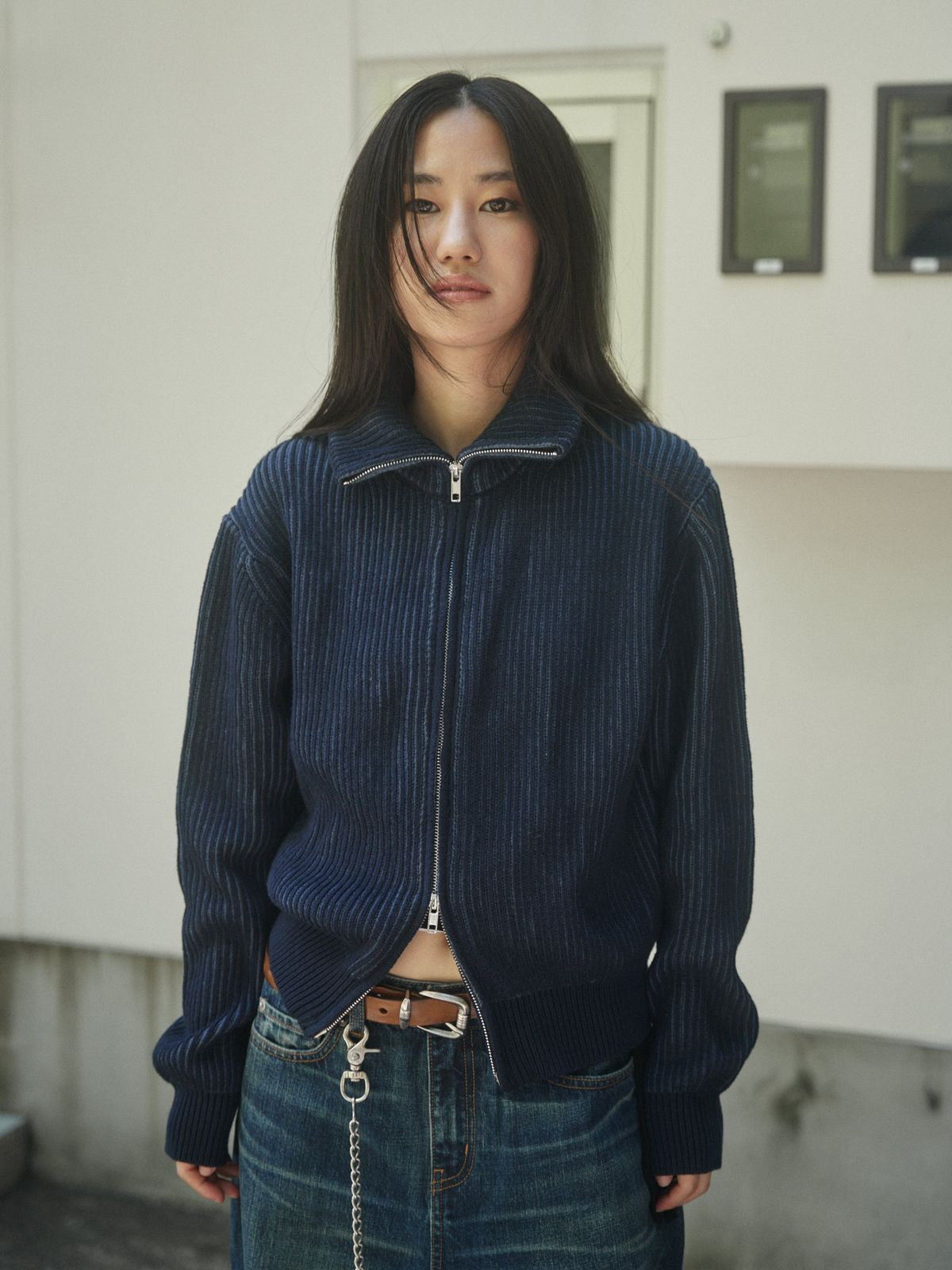 Retro 21 Ribbed Wool Blend Zip Cardigan in Navy Blue - On Female Model