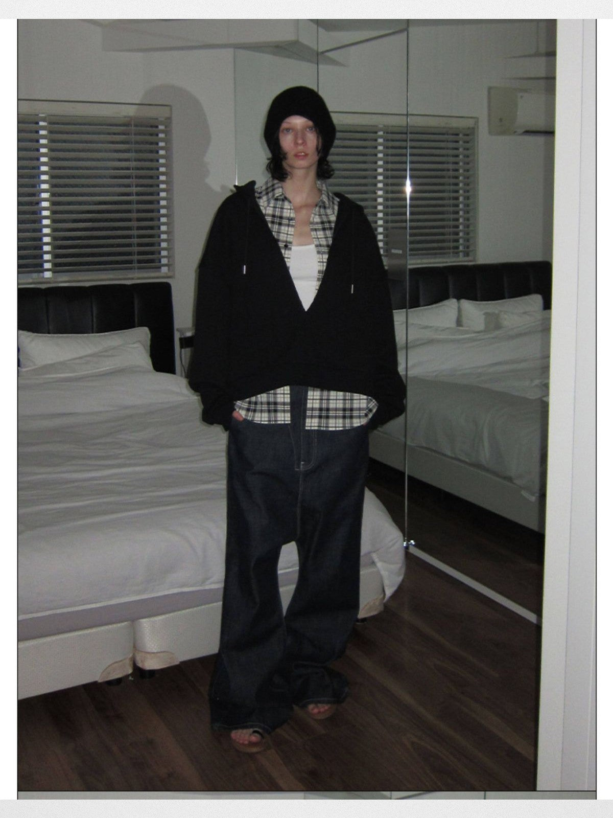 RARELY ALIKE Deep V Neck Cropped Hoodie in Black - On Model