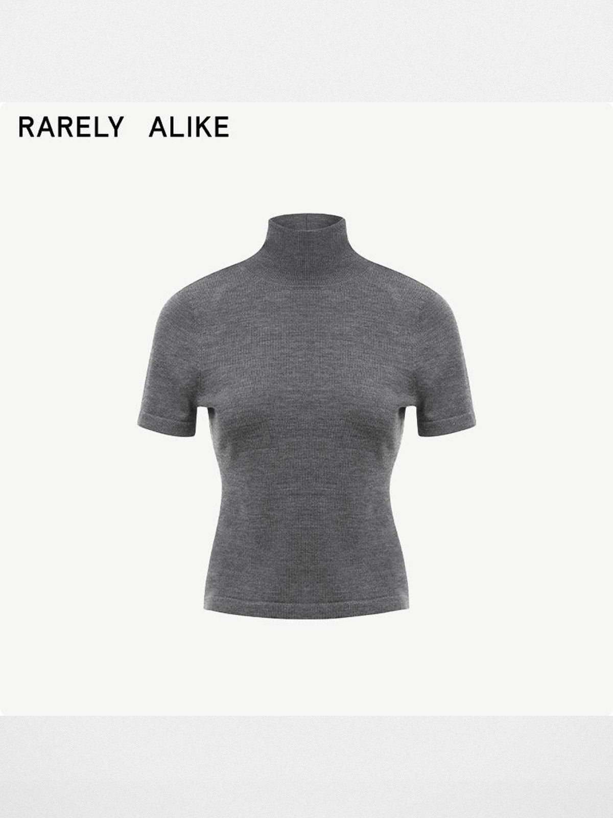 RARELY ALIKE Open Back Wool Mock Neck Top in Gray