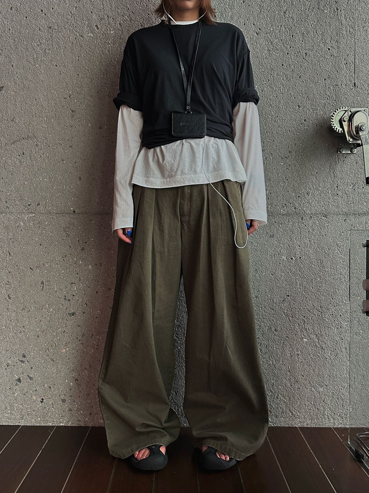 MasonPrince Lightweight Cotton Long Sleeve Tee in White - On Female Model