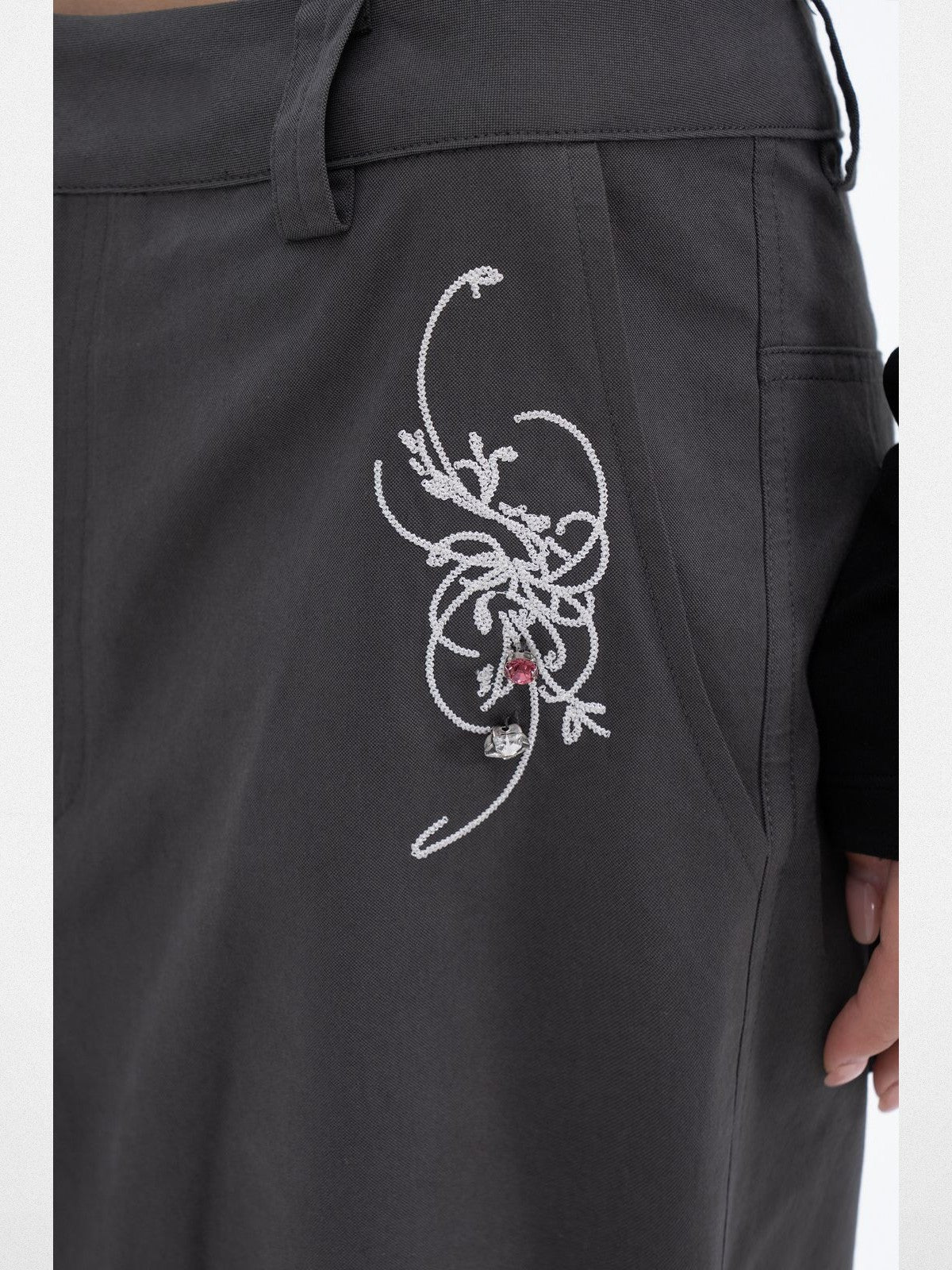 THELIGHT OFFICIAL Rhinestone Embroidery Micro Flare Pants in Gray - On Model