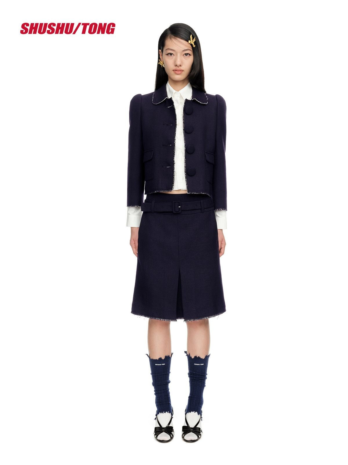SHUSHUTONG Frayed Trim Cropped Jacket in Navy - On Model