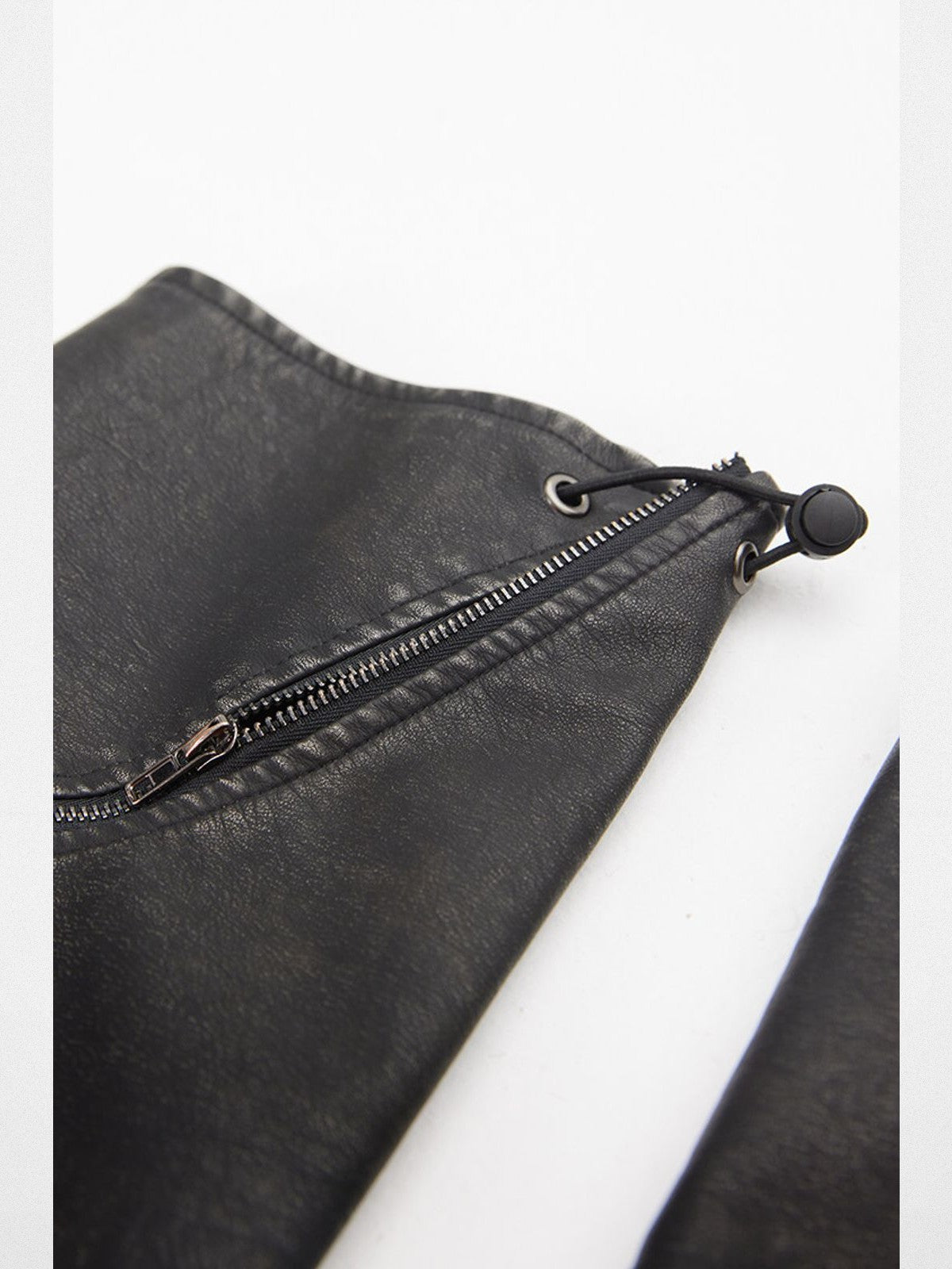 THELIGHT OFFICIAL Washed Faux Leather Blazer Leg Warmers in Black - Detail