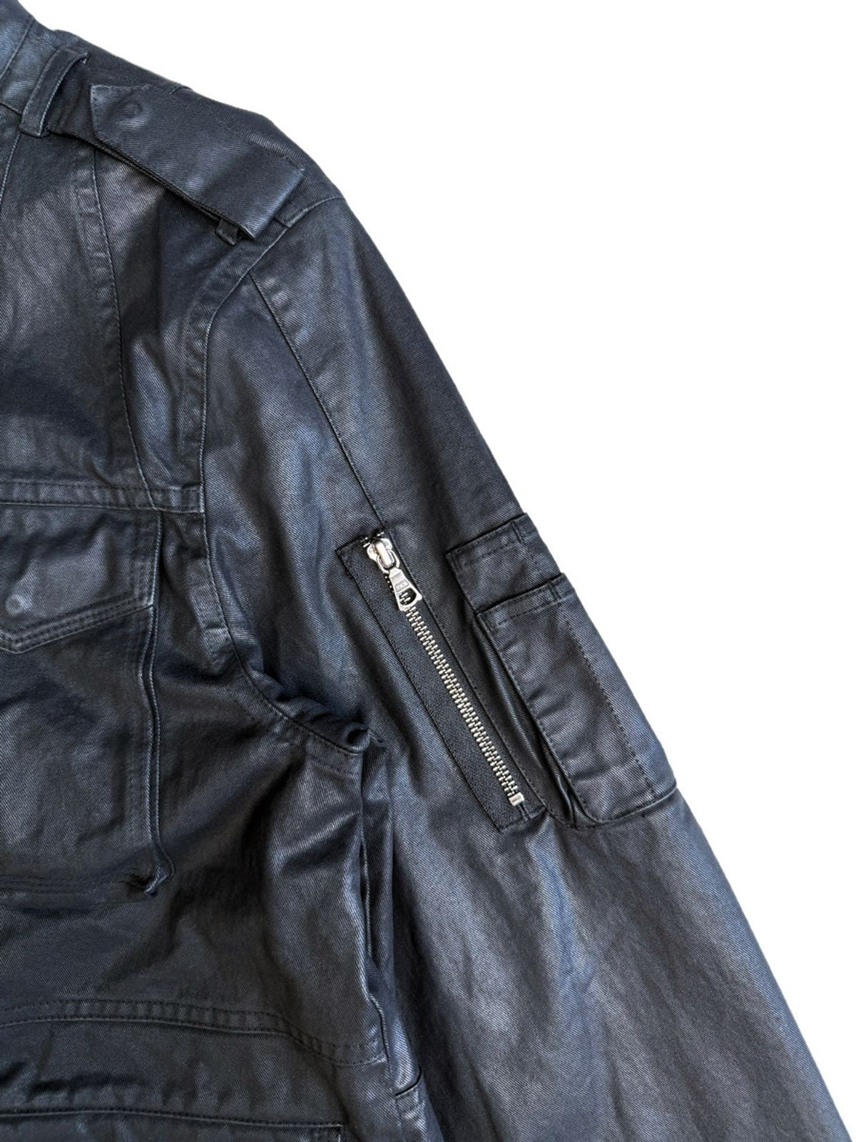 UNKNOWNWORLD Waxed Deconstructed M65 Jacket in Black - Detail