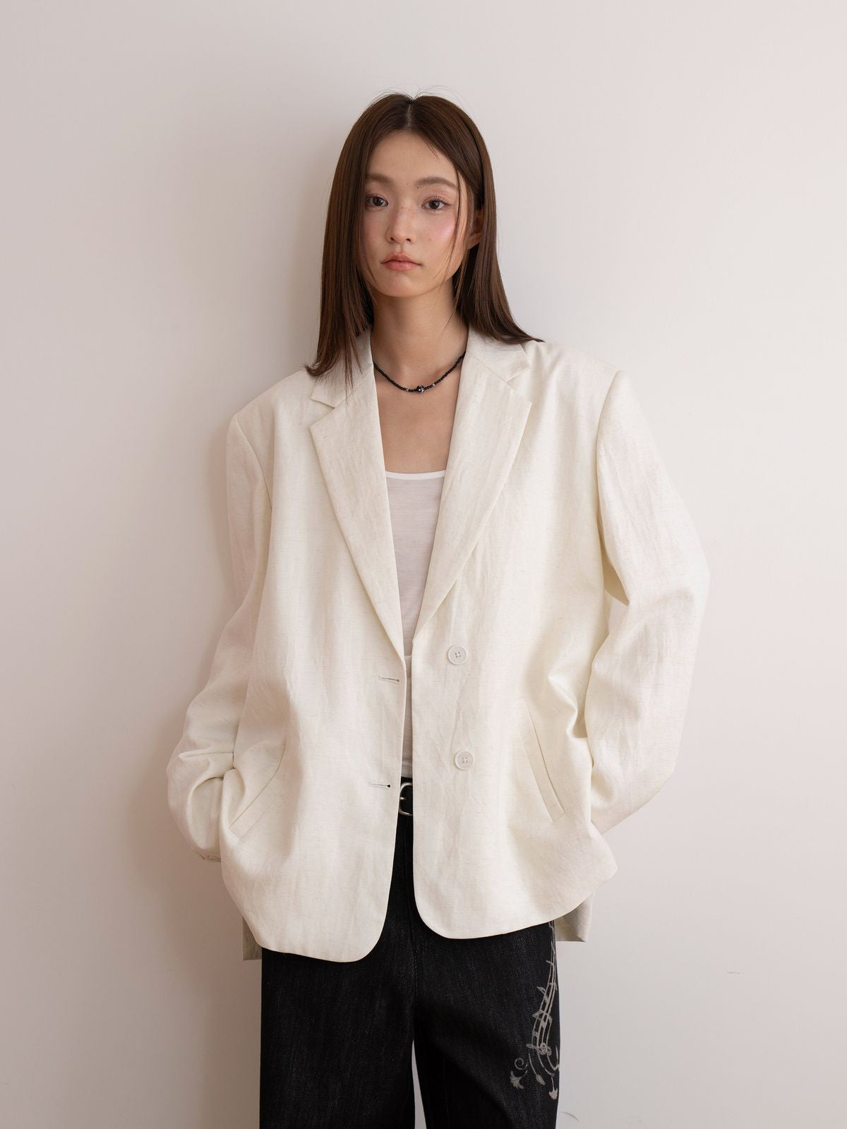 THELIGHT OFFICIAL Rhinestone Starfish Linen Blend Blazer in Apricot - On Model