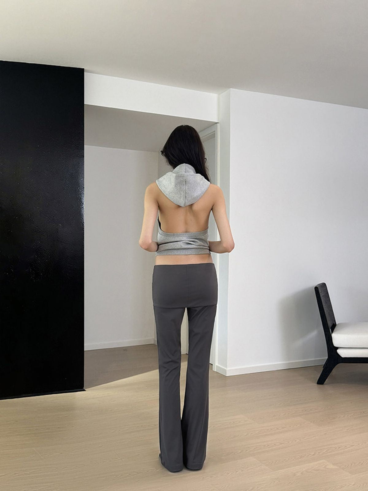 RARELY ALIKE Skirted Low Rise Flare Leggings in Gray - On Model