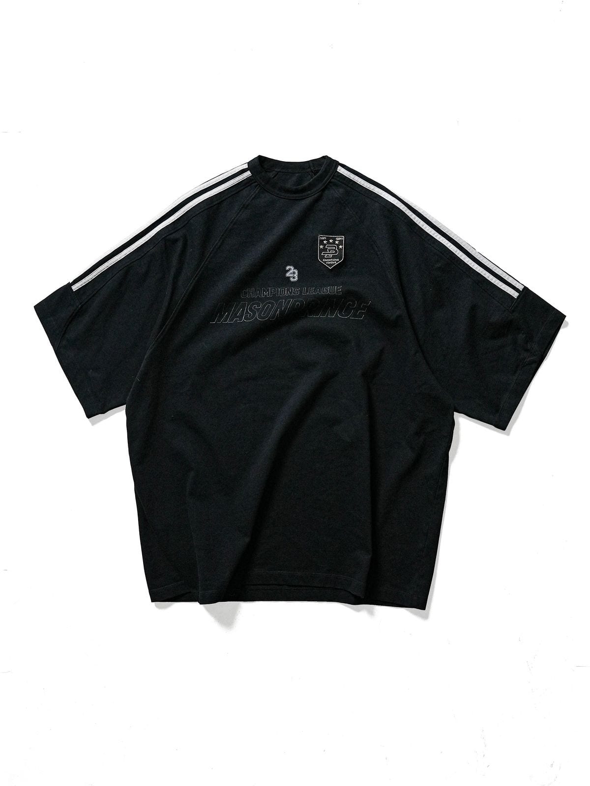 MasonPrince Oversized Raglan Football Tee in Black (Black)