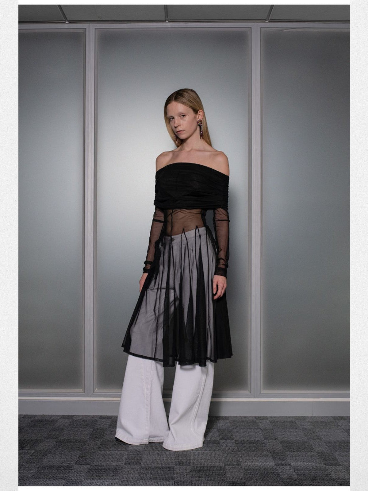 RARELY ALIKE Flared Cotton Denim Jeans in White - On Model