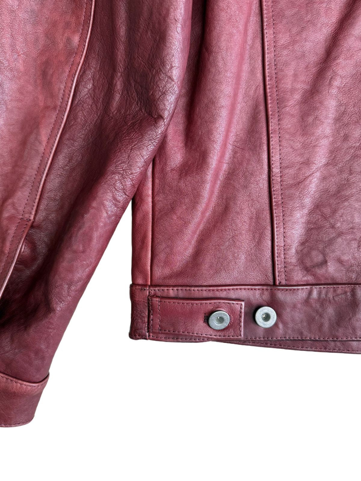 UNKNOWNWORLD Distressed Scarlet Leather Jacket in Red - Detail